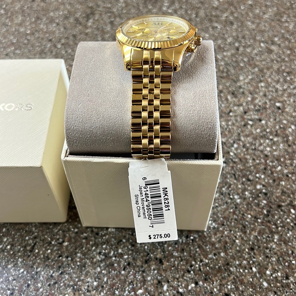Brand new men’s Michale Kors Watch